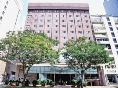 Khách sạn Strand Hotel